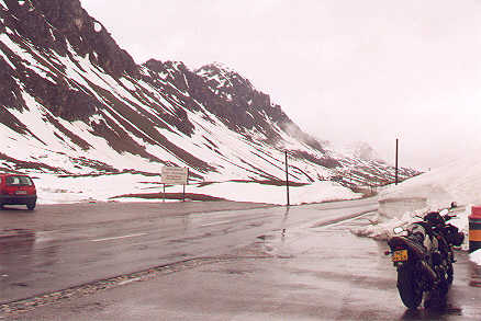 Fluela pass, Switzerland, 9 june 2001 Fluela pass, Switzerland, 9 june 2001
