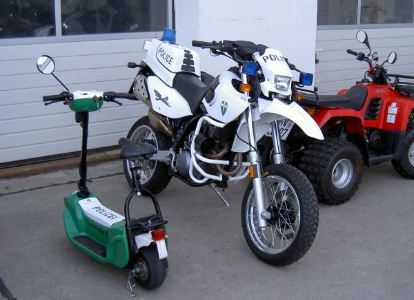 MZ police vehicles